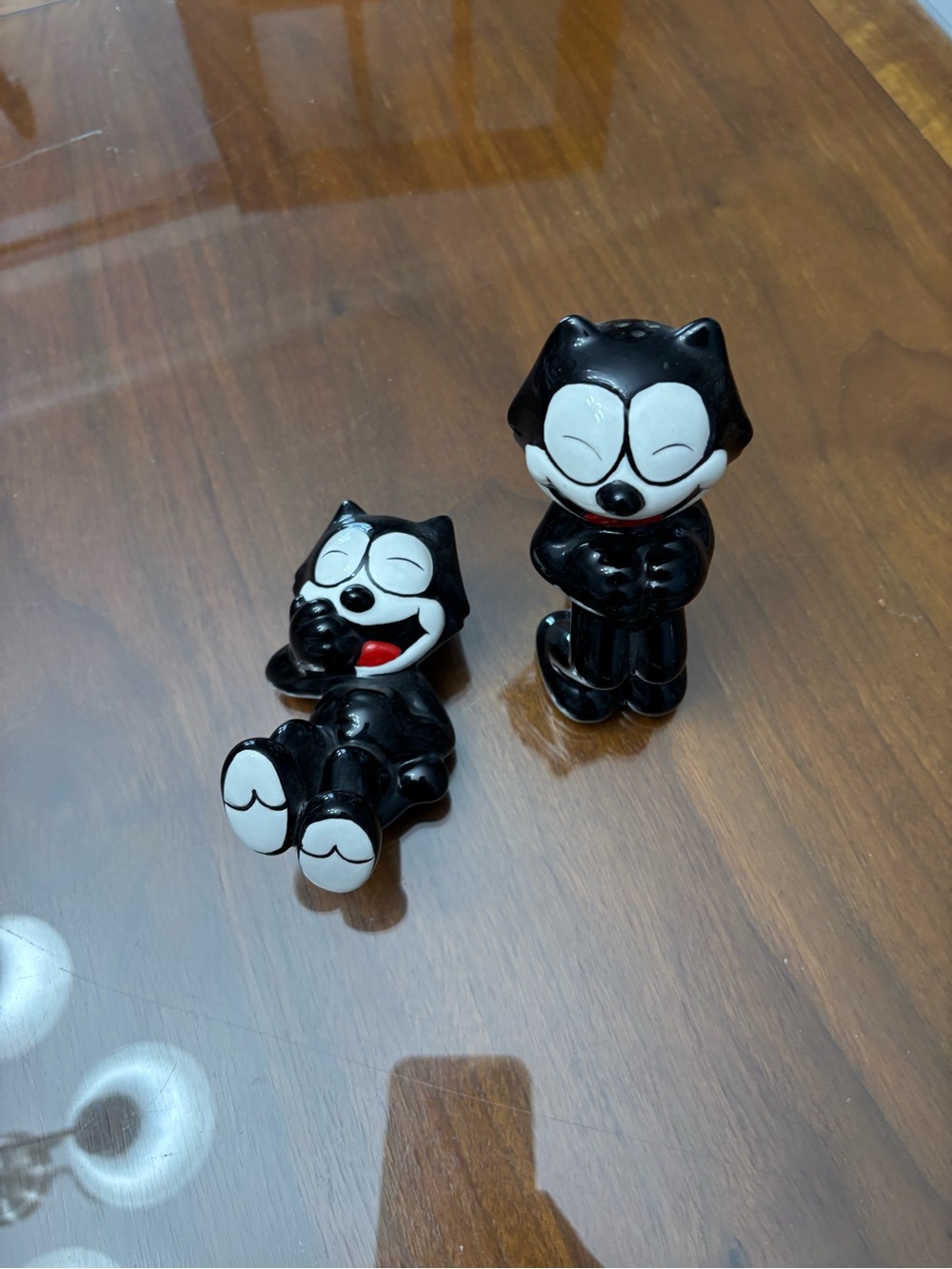 Felix the Cat Vintage Black salt and oepper - Pair
